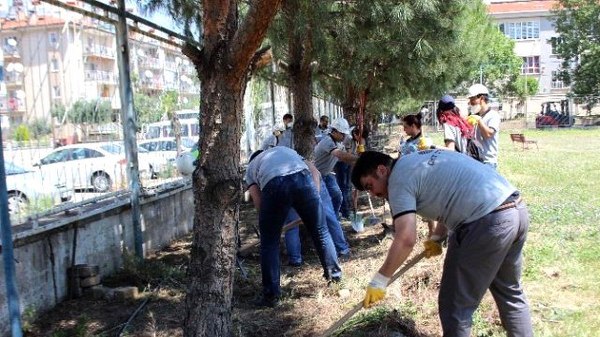 Gençlere En Anlamlı Bayram Hediyesi