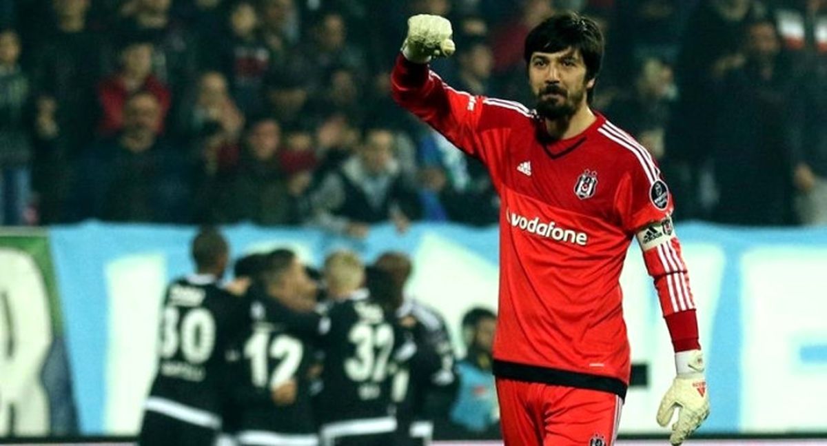 Şampiyonlar Ligi\'nde Yer Alan Takımın Kalecisi Olacaksan..."