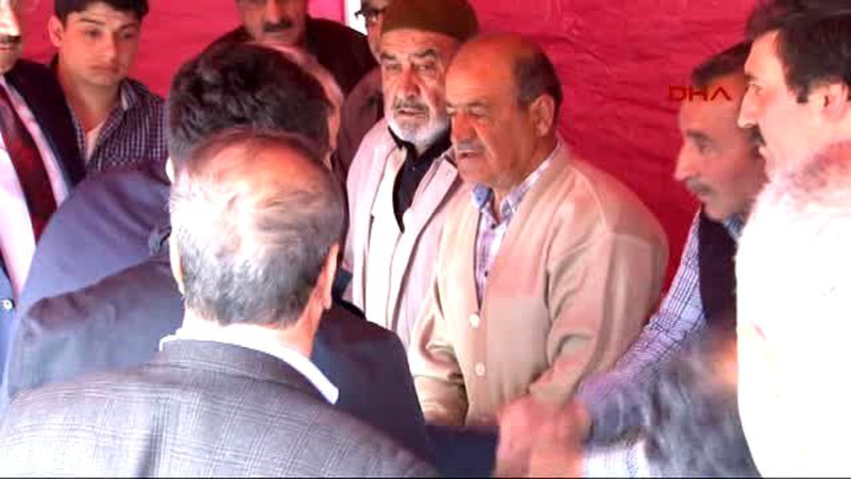 Şehit Uzman Çavuş Kara\'nın Acı Haberi Ankara\'daki Ailesine Ulaştı