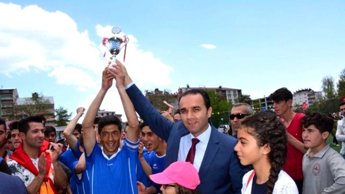 Tatvan\'da 19 Mayıs Coşkusu