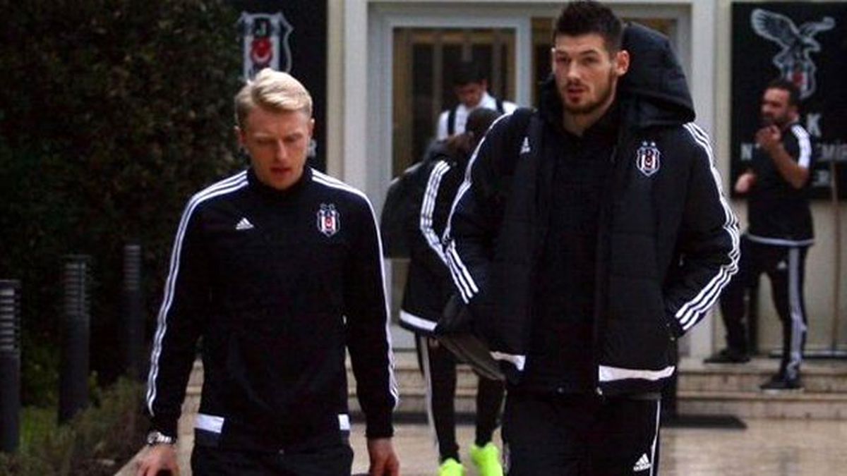 Tolga Zengin'le Denis Boyko, Barbekü Partisinde Vedalaştı