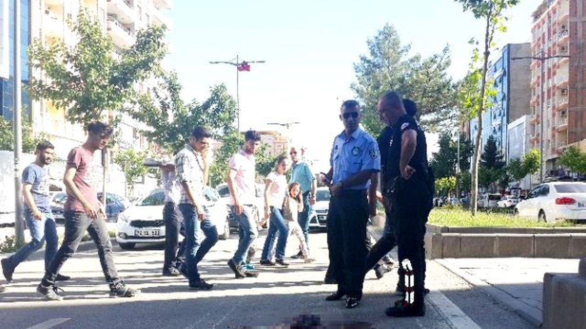 Batman\'da Trafik Kazası: 1\'i Ağır 2 Yaralı