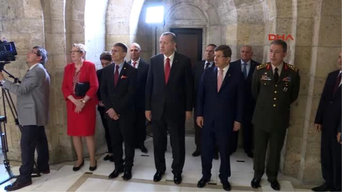 Cumhurbaşkanı Erdoğan Anıtkabir\'deki Nobel Ödülü Takdim Töreni\'nde - 2