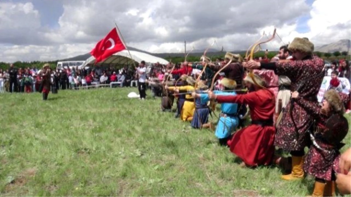 Doğanşehir\'de 19 Mayıs Farklı Kutlandı