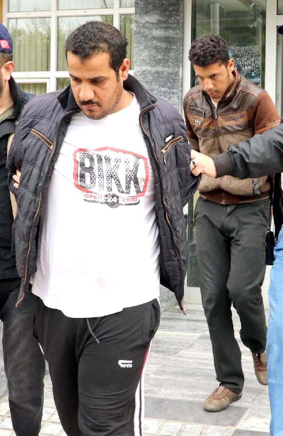 Işid Üyesi Oldukları İddia Edilen 5 Kişi Adliyeye Sevk Edildi