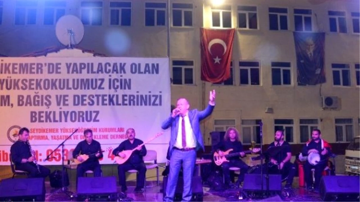 Kahramanlık Türküleri Seydikemer\'de Yankılandı