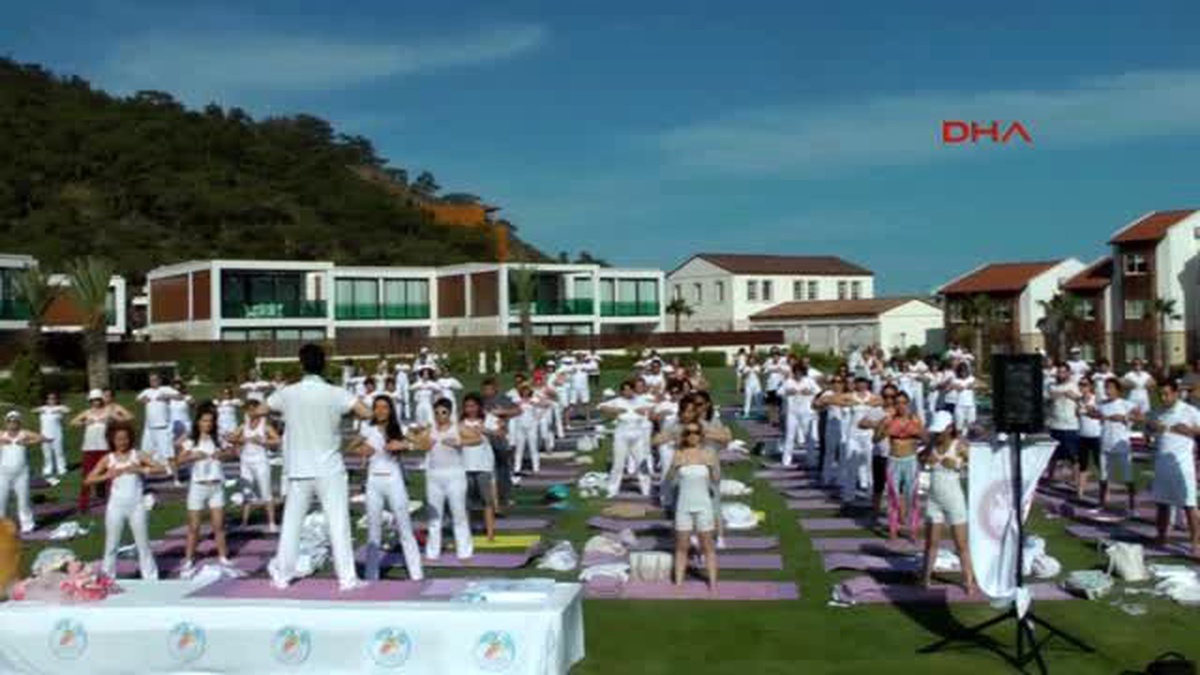 Kemer Uluslararası Yoga Festivali, Antalya\'da Başladı