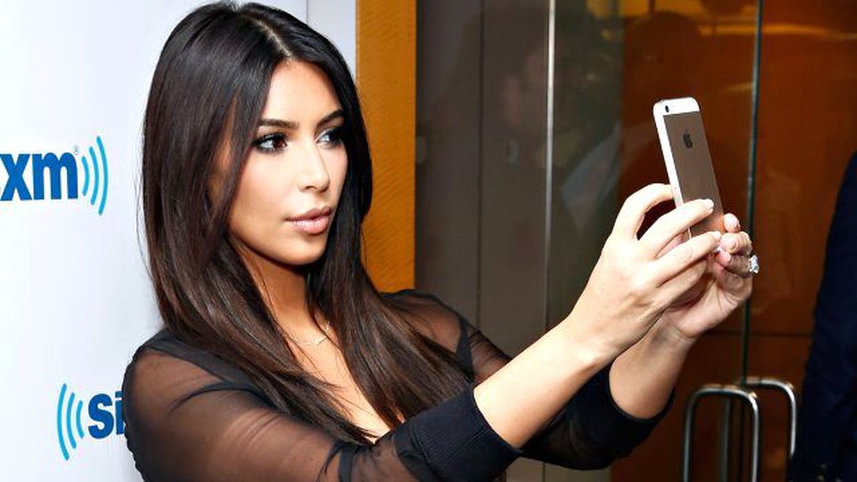 Kim Kardashian, Uçakta Hamilelik Testi Yaptı
