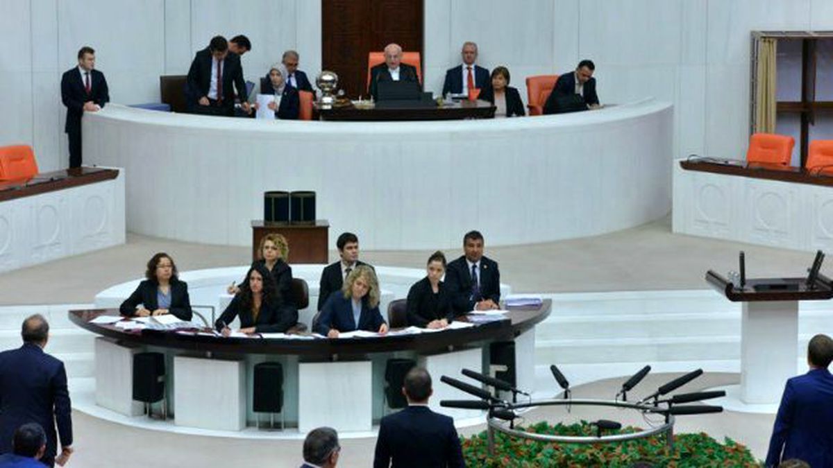 Meclis Dokunulmazlıkları Kaldırdı! Bundan Sonra Ne Olacak