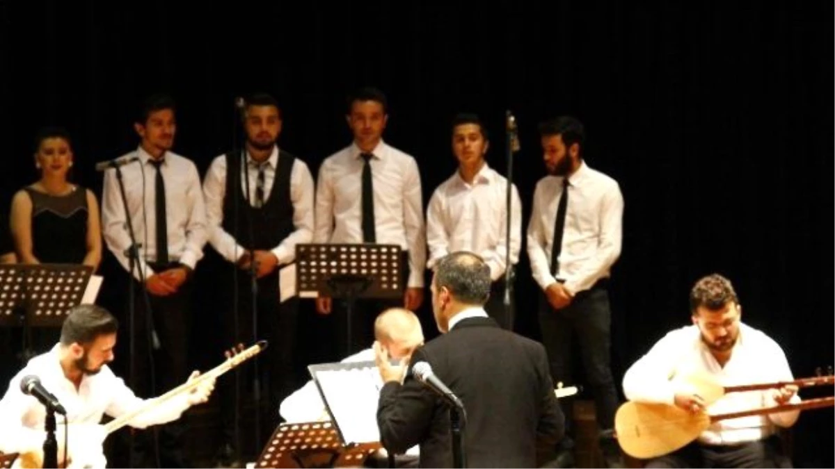Saü\'de Türk Halk Müziği Konseri
