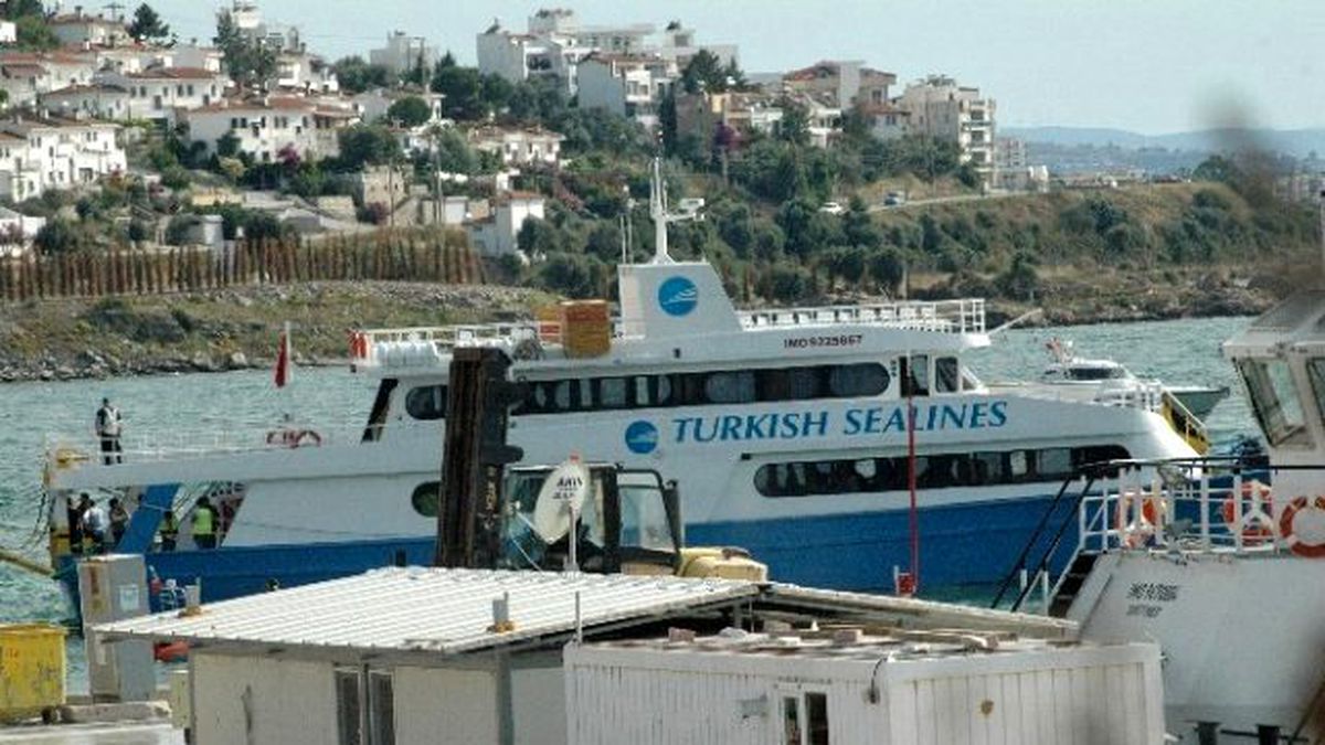 Yunanistan 28 Mülteci Daha İade Etti