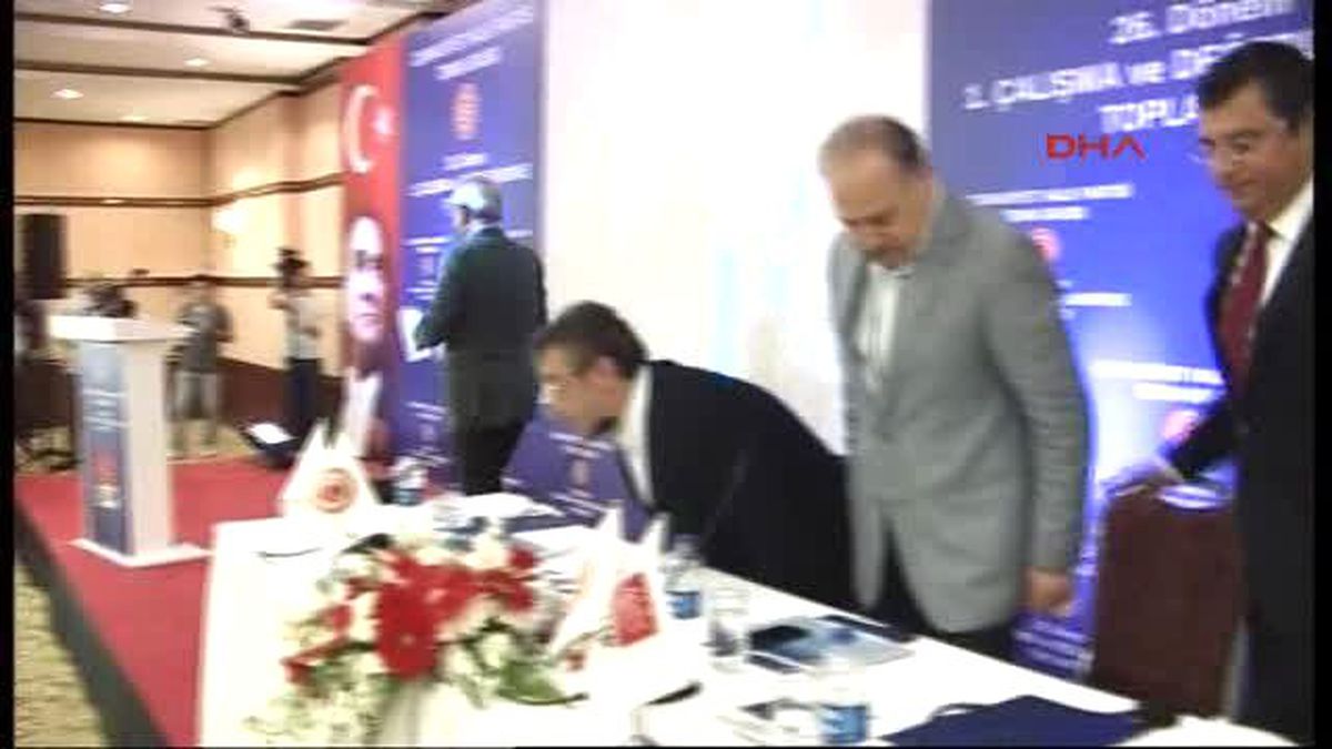 Antalya Kılıçdaroğlu Şehide de Saygısızlık Yaptılar 1
