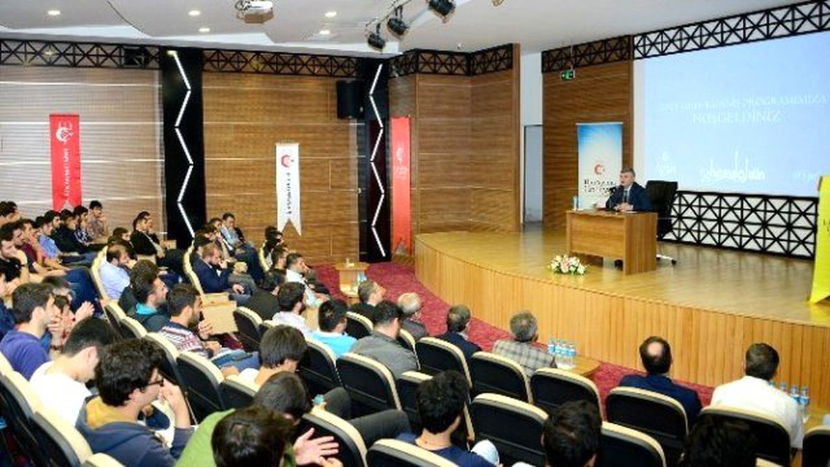 Başkan Akyürek Gençlerle Tecrübelerini Paylaştı
