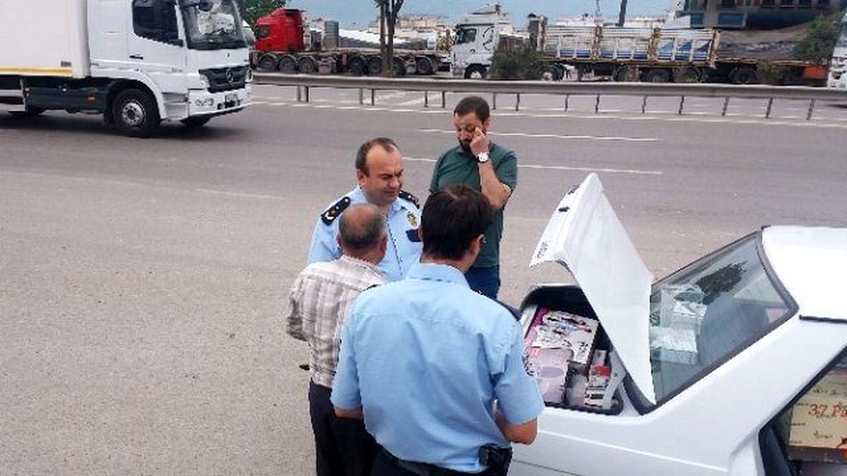 Bomba Yüklü Otomobil İhbarı, Polisi Harekete Geçirdi