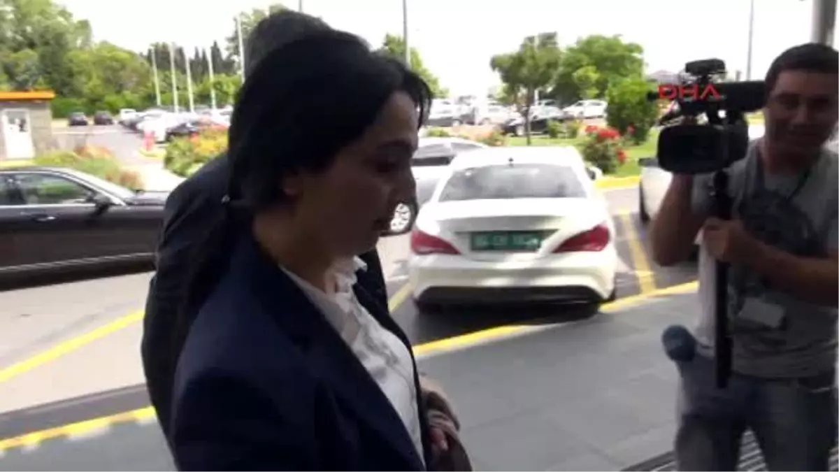 Figen Yüksekdağ Almanya\'ya Gitti