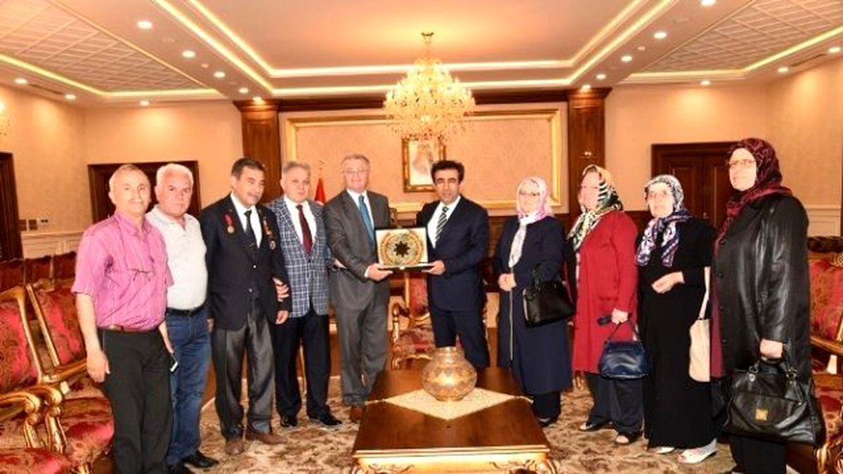 Gaziler Derneğinden Vali Güzeloğlu\'na Ziyaret