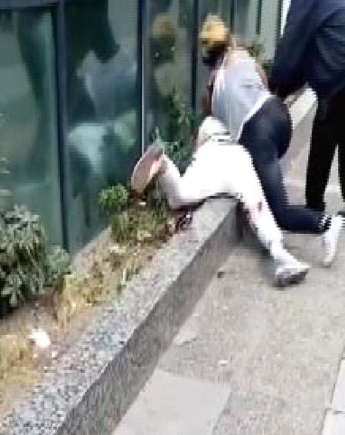 İzmir'de İki Kadın Arasında Bıçaklı Kavga