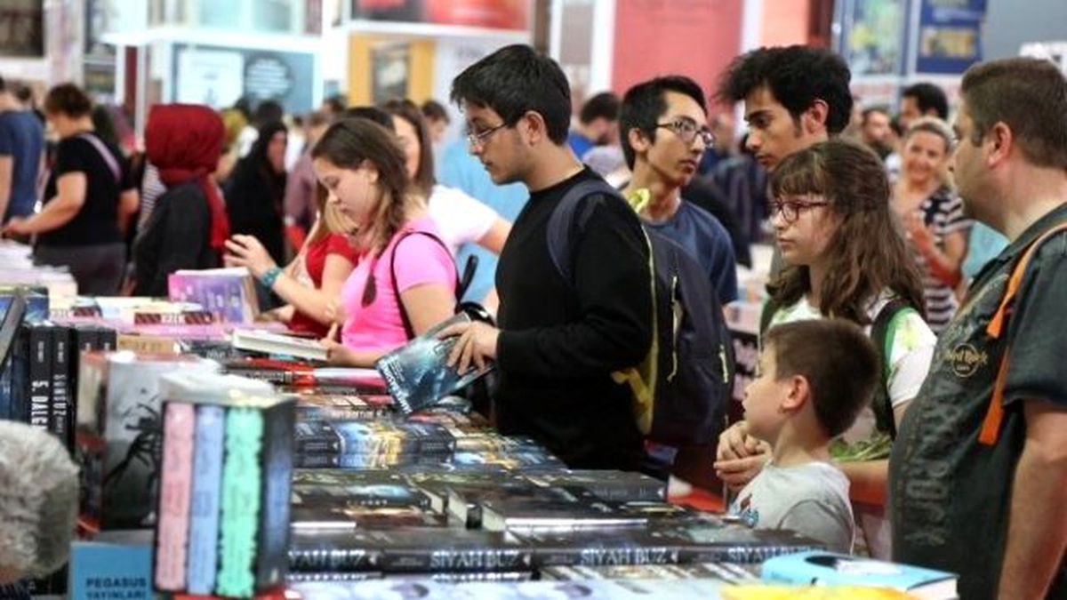 Kitap Fuarı\'nda 7 Günde 750 Bin Kitap Satıldı