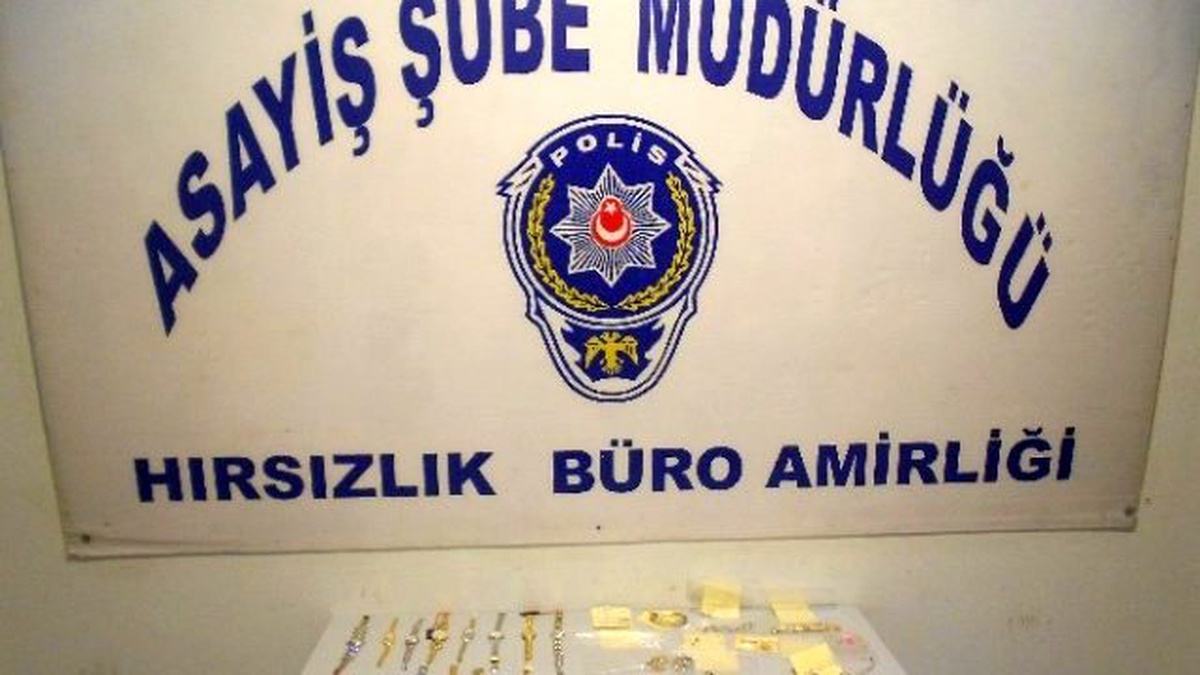 Kuyumcudan Hırsızlık Yapan Şüpheli Kıskıvrak Yakalandı
