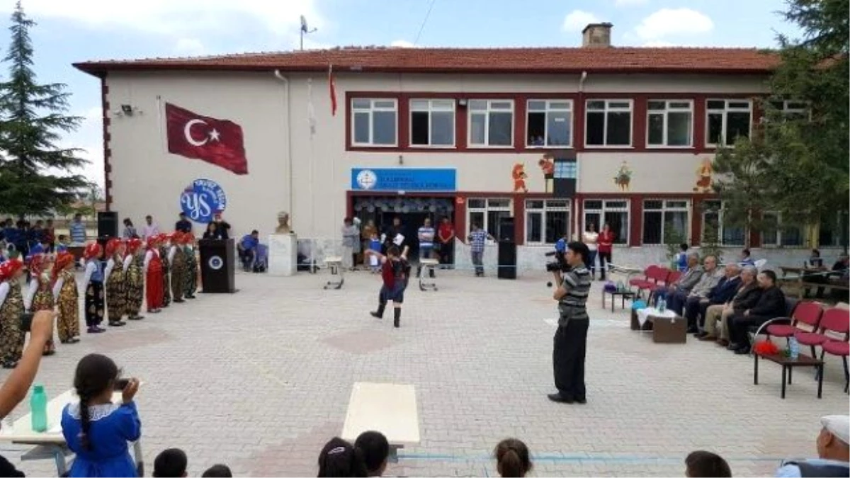 Sülümenli Yavuz Selim İlk Okulu "Halk Kütüphanesi" Açtı