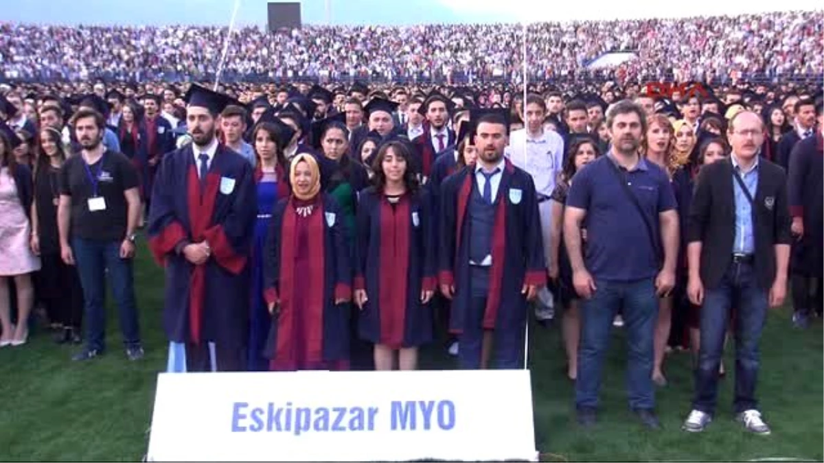 Zonguldak - Karabük Üniversitesi\'nde Mezuniyet Coşkusu