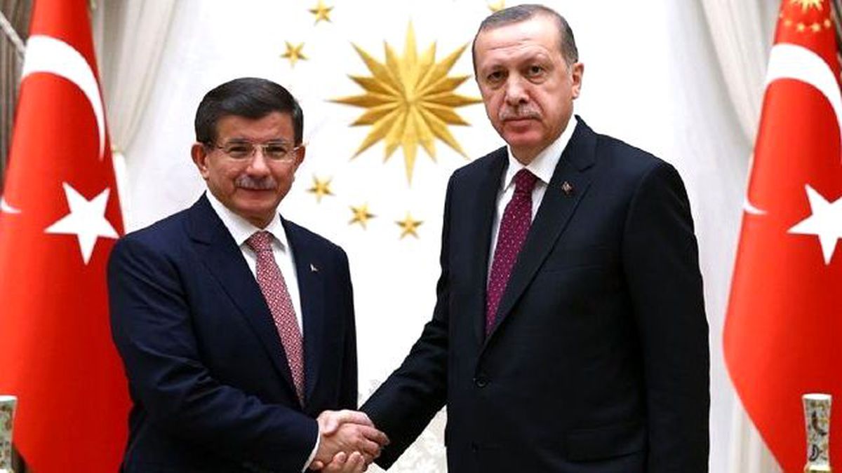 Başbakan Ahmet Davutoğlu İstifasını Sunmak Üzere Beştepe'de