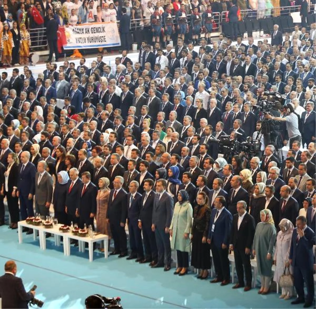 AK Parti Yeni Genel Başkanını Seçiyor (7) - Yeniden