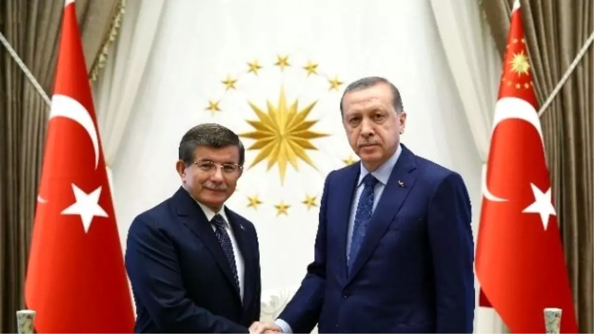 Cumhurbaşkanı Erdoğan, Başbakan Davutoğlu\'nu Kabul Etti