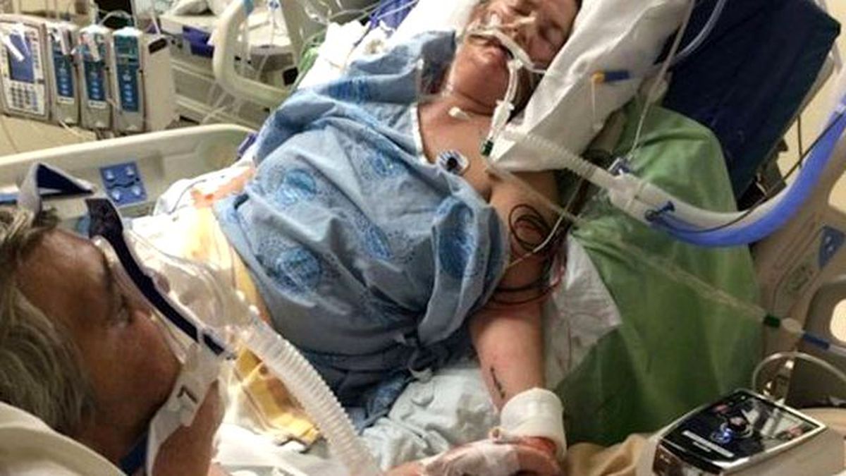 Evli Çiftin Son Anlarını Oğulları Fotoğrafladı