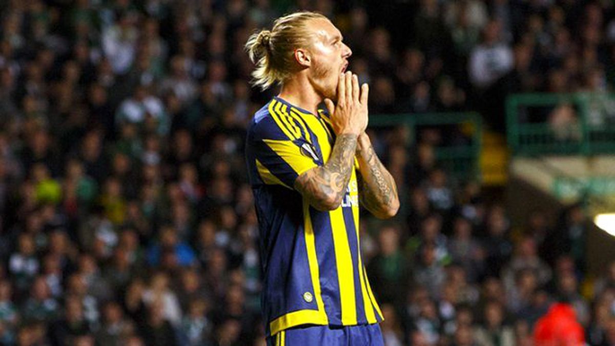 Fenerbahçe'de Kjaer'in Galatasaray Maçında Oynayamama İhtimali Doğdu