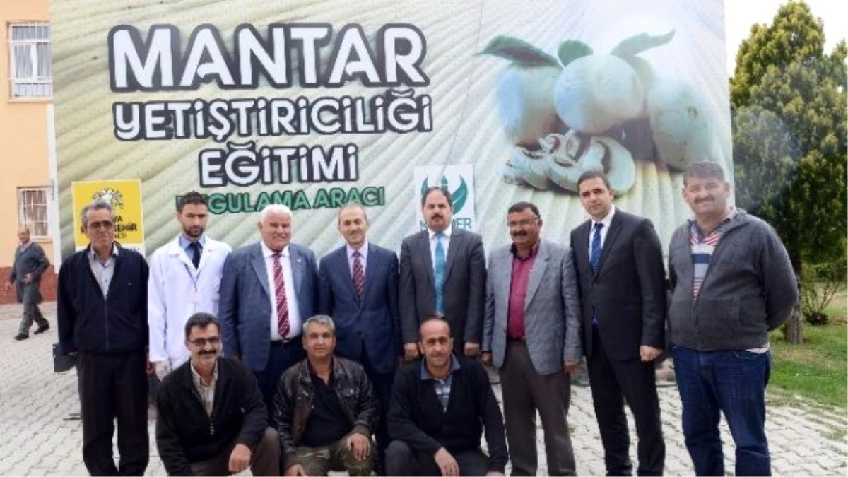 Mantar Yetiştiriciliği Eğitiminde İlk Hasat Yapıldı