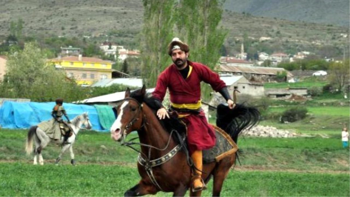 Atlı Okçular, Kayseri\'de Şampiyon Olmak İçin Yarışacak
