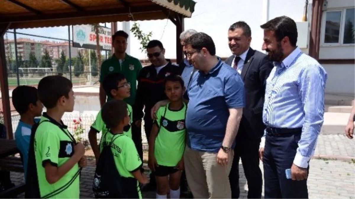 Başkan Yazgı Belediyespor Tesislerinde İncelemelerde Bulundu