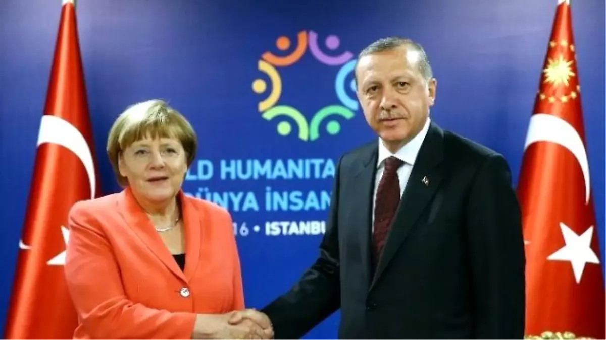 Cumhurbaşkanı Erdoğan Merkel ve Rutte\'yi Kabul Etti