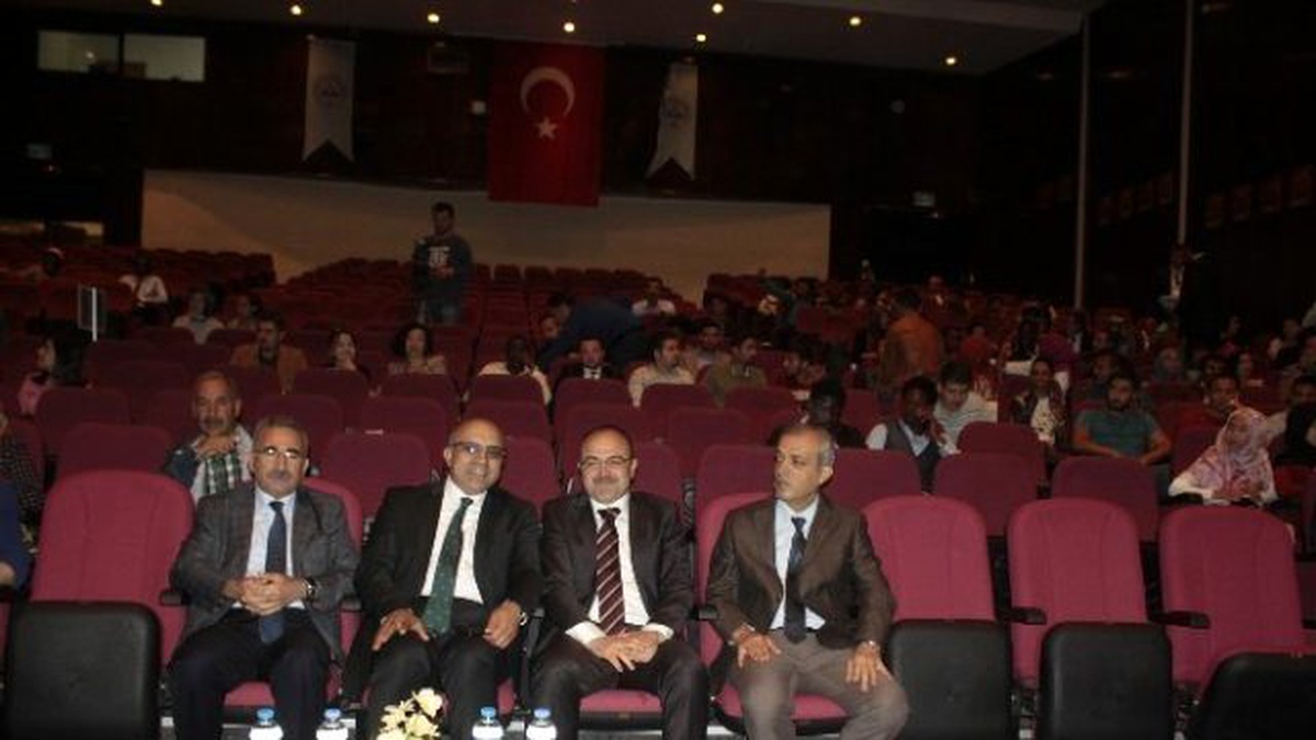 Erü\'de 148 Yabancı Öğrenci Mezuniyet Coşkusu Yaşadı
