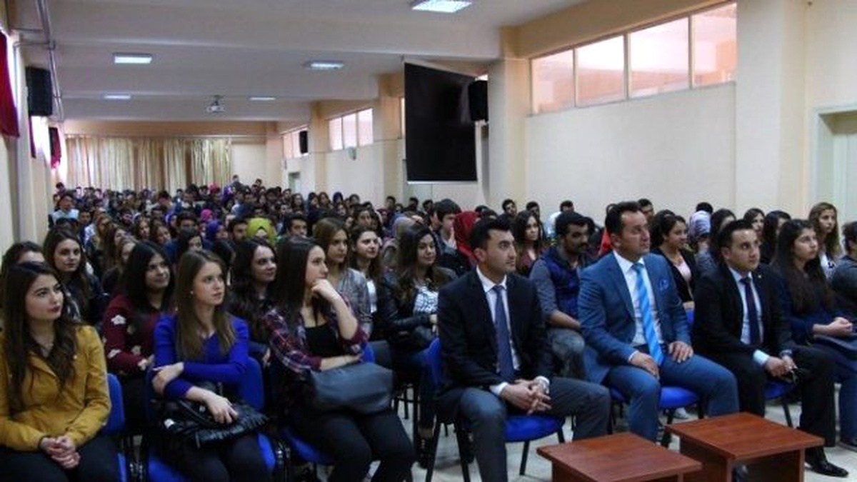 Gediz Meslek Yüksekokulu\'nda Bankacılık Eğitim Semineri
