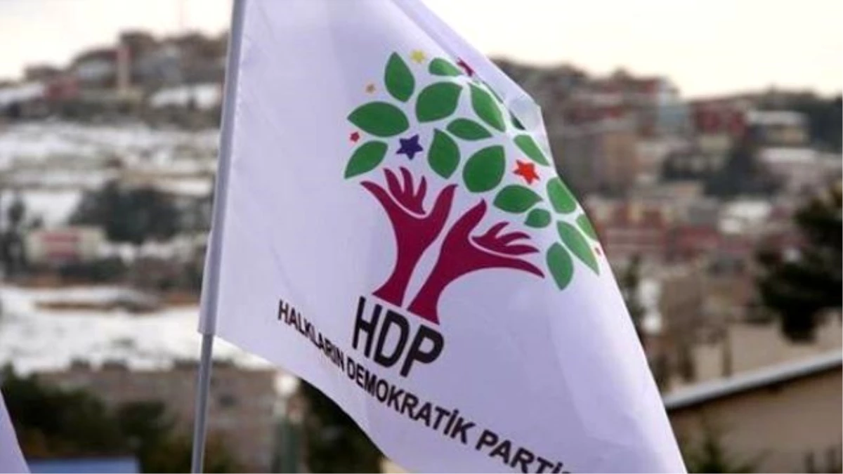 HDP\'lileri Sur Esnafından Polis Korudu: Hainler Evimizi Başımıza Yıktınız
