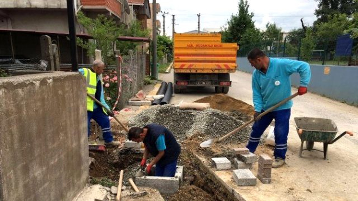 Kartepe\'de Çevre Düzenleme Çalışmaları Sürüyor
