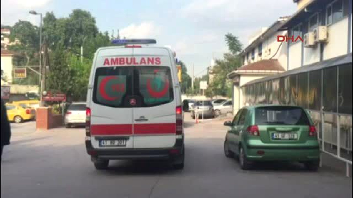 Kocaeli Motorlu Yunus Ekibi Kaza Yaptı: 2 Polis Memuru Yaralandı