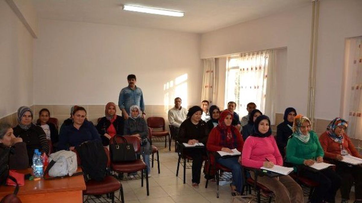 Korkuteli\'de Hasta Yaşlı ve Refakatçi Kursu Açıldı