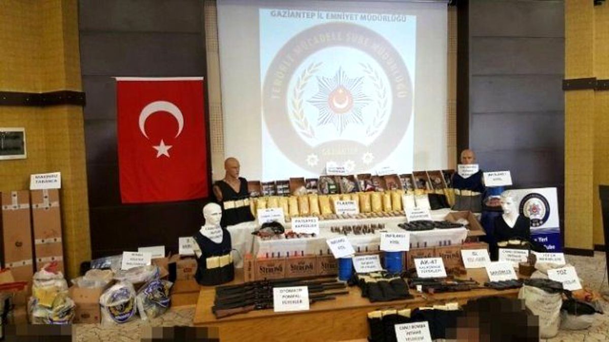 Gaziantep'teki IŞİD Operasyonlarında Cephanelik Bulundu