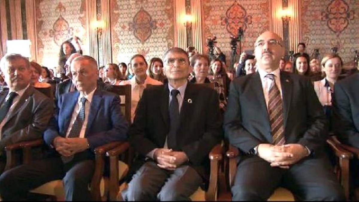 Sancar: "Bana Bilim Öğreten İstanbul Tıp Fakültesi\'dir"