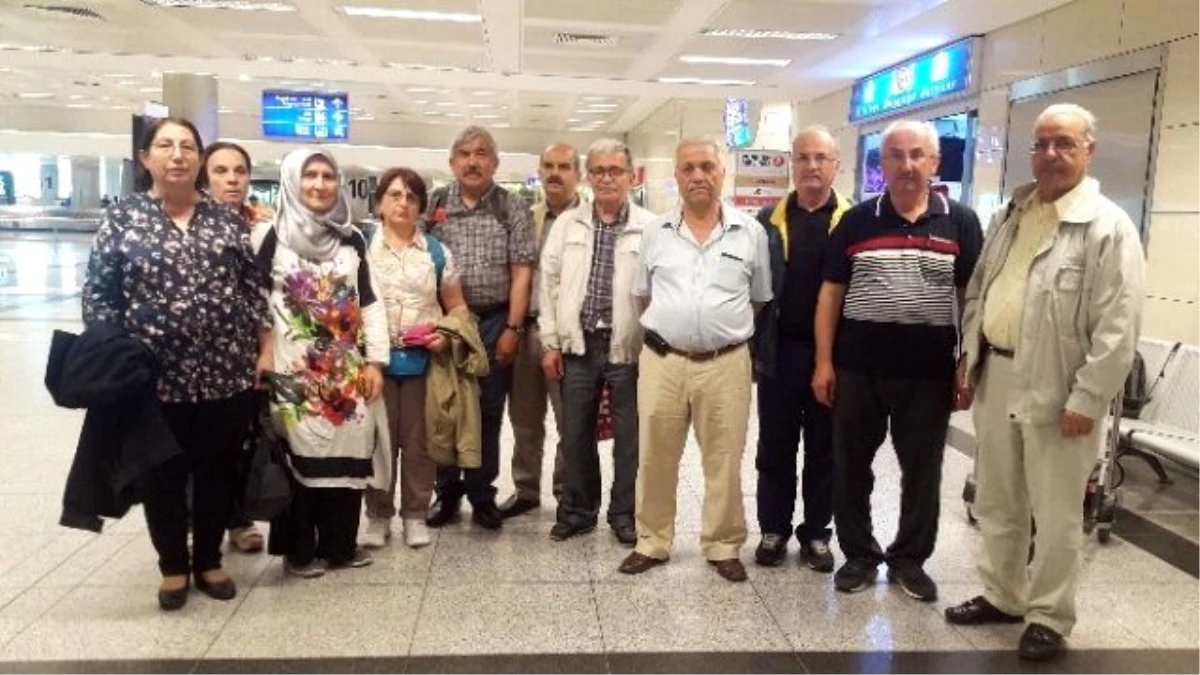 Türk Akademisyenler Çin\'den Sınır Dışı Edildi