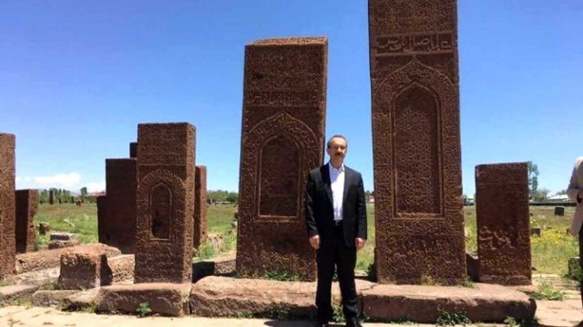 Vali Yavuz, Ahlat ve Adilcevaz\'ı Gezdi