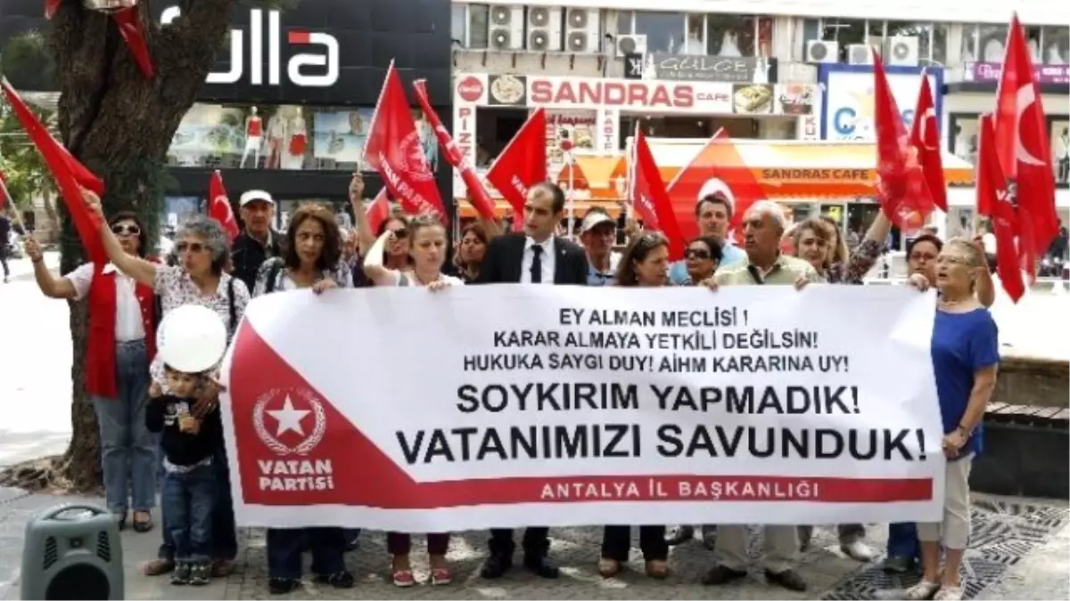 Vatan Partililerden Alman Meclisine Uyarı