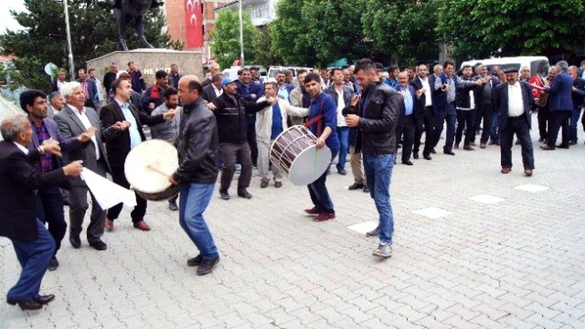 Bakan Arslan\'ın Memleketinde Bayram Havası