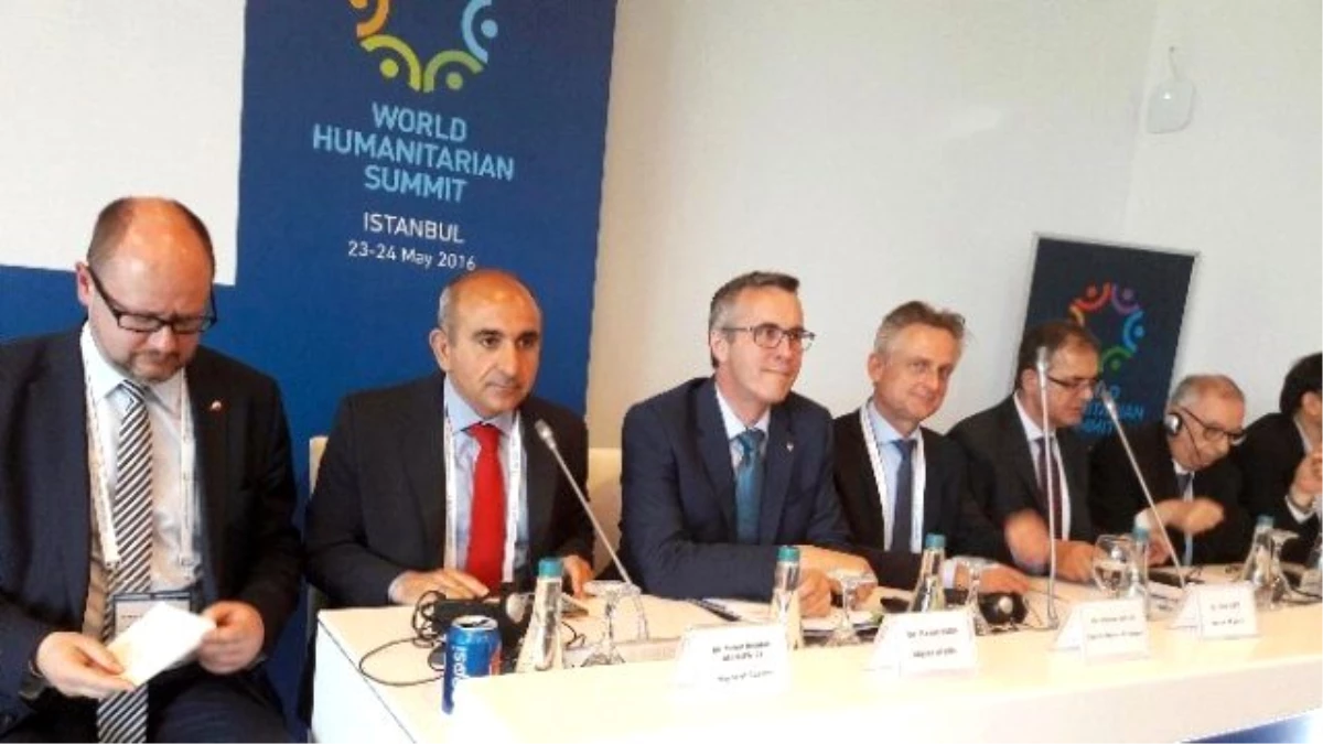 Dünya İnsani Zirvesi\'nde Konuşan Kilis Belediye Başkanı Hasan Kara Açıklaması