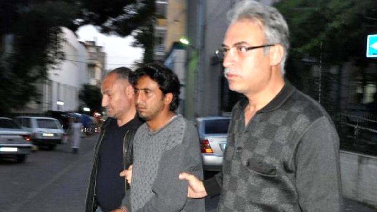 Eşine Laf Atan Komşusunu Av Tüfeğiyle Yaraladı