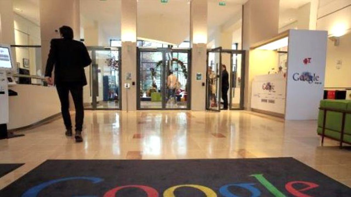 Google'ın Paris Ofisine Baskın