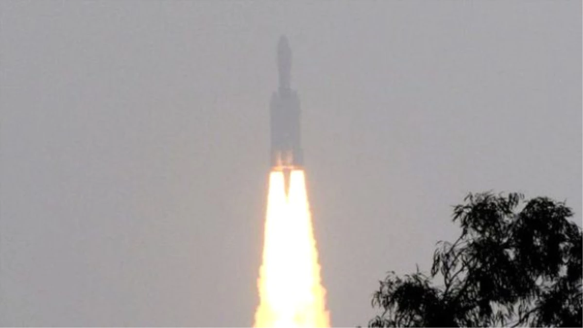 Hindistan Mini Uzay Mekiğini Uzaya Fırlattı